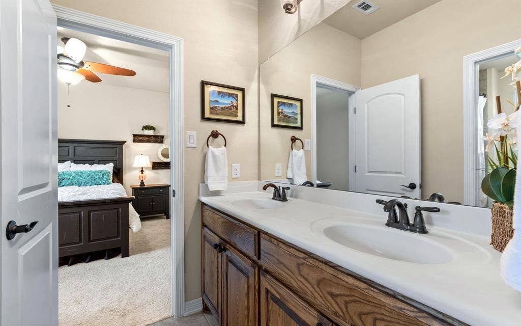 1101 Sonoma Drive, McKinney, TX 75072 1101 Sonoma Drive, McKinney, TX 75072