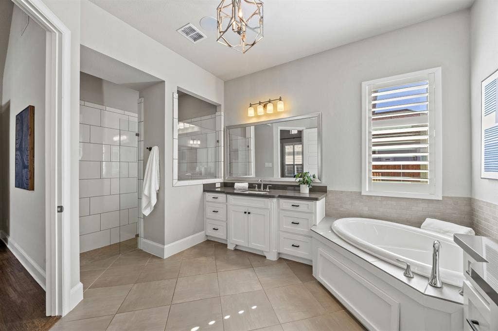 3857 Mashpee Street, Frisco, TX 75034 3857 Mashpee Street, Frisco, TX 75034