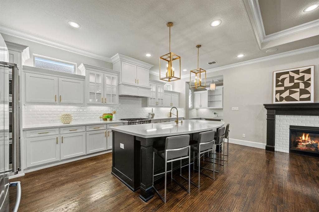 3857 Mashpee Street, Frisco, TX 75034 3857 Mashpee Street, Frisco, TX 75034