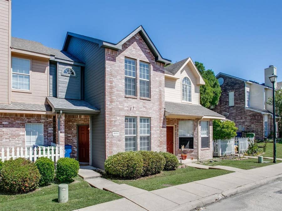 Property photo for 3832 Pickett Place, Garland, TX