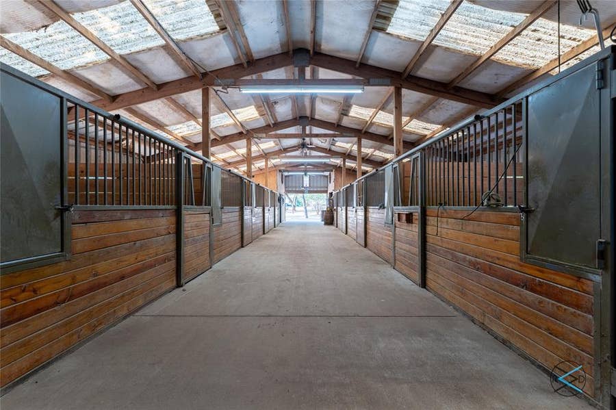 Property photo for 6060 Pinnacle Club Drive, Mabank, TX