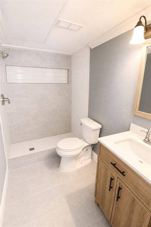 730 Valiant Circle, Garland, TX 75043 PRIMARY BATH