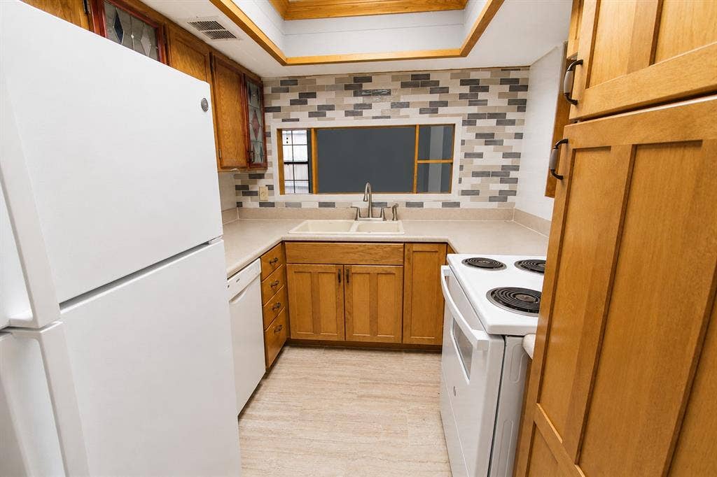 730 Valiant Circle, Garland, TX 75043 730 Valiant Circle, Garland, TX 75043