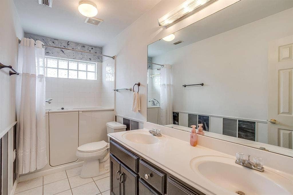 420 Vasey Oak Drive, Keller, TX 76248 420 Vasey Oak Drive, Keller, TX 76248