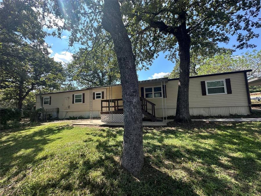 Property photo for 4324 Bradley Lane, Arlington, TX