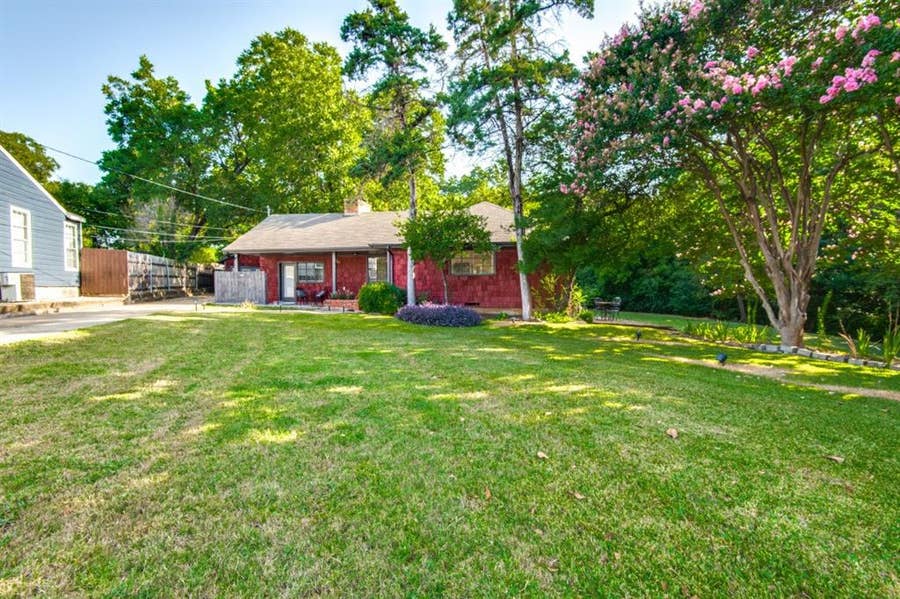 Property photo for 1125 Edmondson Drive, Irving, TX