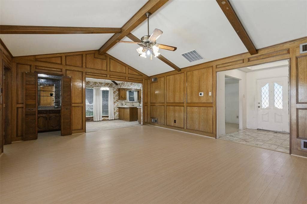 1700 Mayflower Drive, Richardson, TX 75081 Shows entry, to kitchen, casual dining & wet bar.