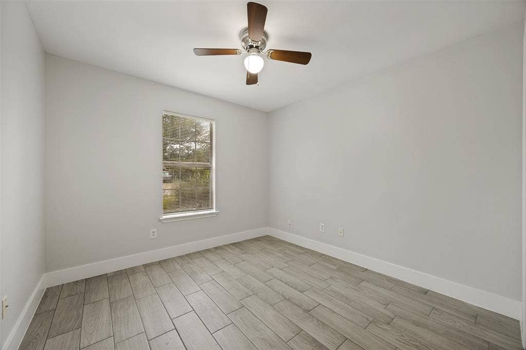 1009 Enlow Circle, Commerce, TX 75428 1009 Enlow Circle, Commerce, TX 75428