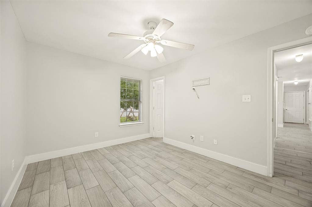 1009 Enlow Circle, Commerce, TX 75428 1009 Enlow Circle, Commerce, TX 75428
