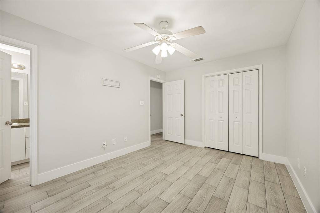 1009 Enlow Circle, Commerce, TX 75428 1009 Enlow Circle, Commerce, TX 75428