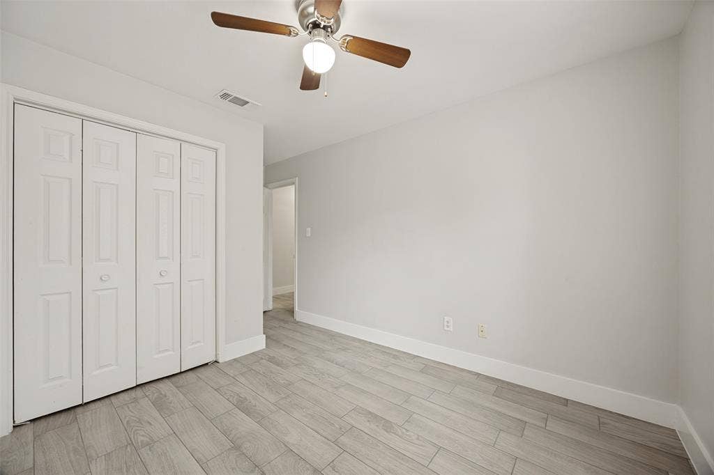 1009 Enlow Circle, Commerce, TX 75428 1009 Enlow Circle, Commerce, TX 75428
