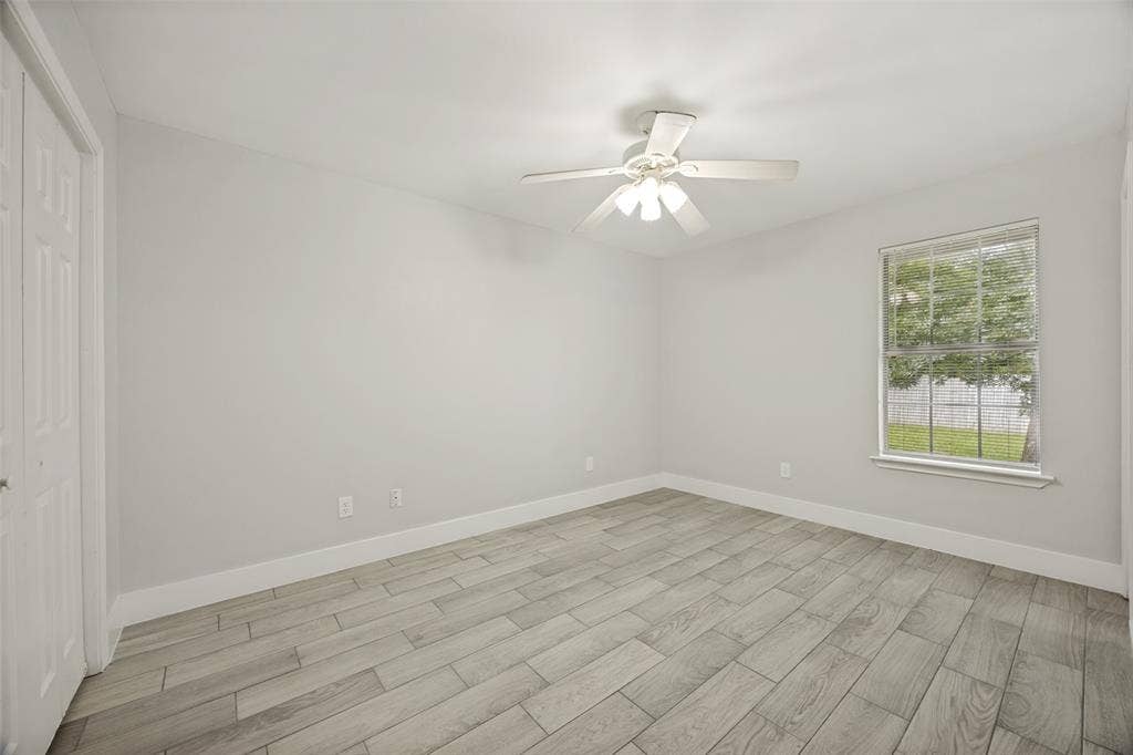 1009 Enlow Circle, Commerce, TX 75428 1009 Enlow Circle, Commerce, TX 75428