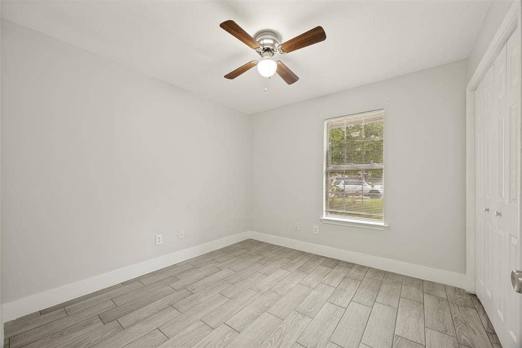 1009 Enlow Circle, Commerce, TX 75428 1009 Enlow Circle, Commerce, TX 75428