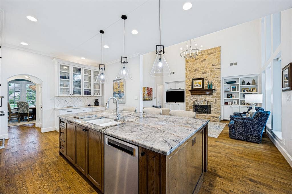 625 Cambridge Manor Lane, Coppell, TX 75019 625 Cambridge Manor Lane, Coppell, TX 75019