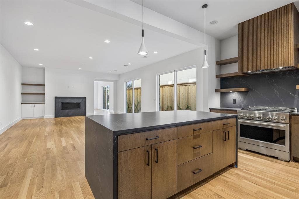 5514/5516 Matalee Avenue, Dallas, TX 75206 5514/5516 Matalee Avenue, Dallas, TX 75206