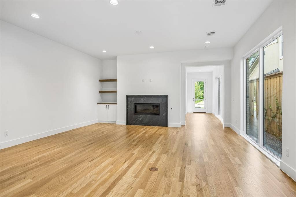 5514/5516 Matalee Avenue, Dallas, TX 75206 5514/5516 Matalee Avenue, Dallas, TX 75206