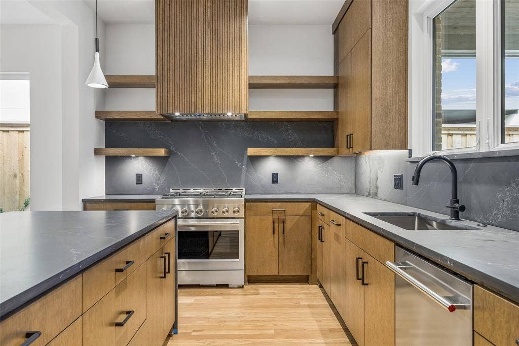 5514/5516 Matalee Avenue, Dallas, TX 75206 5514/5516 Matalee Avenue, Dallas, TX 75206