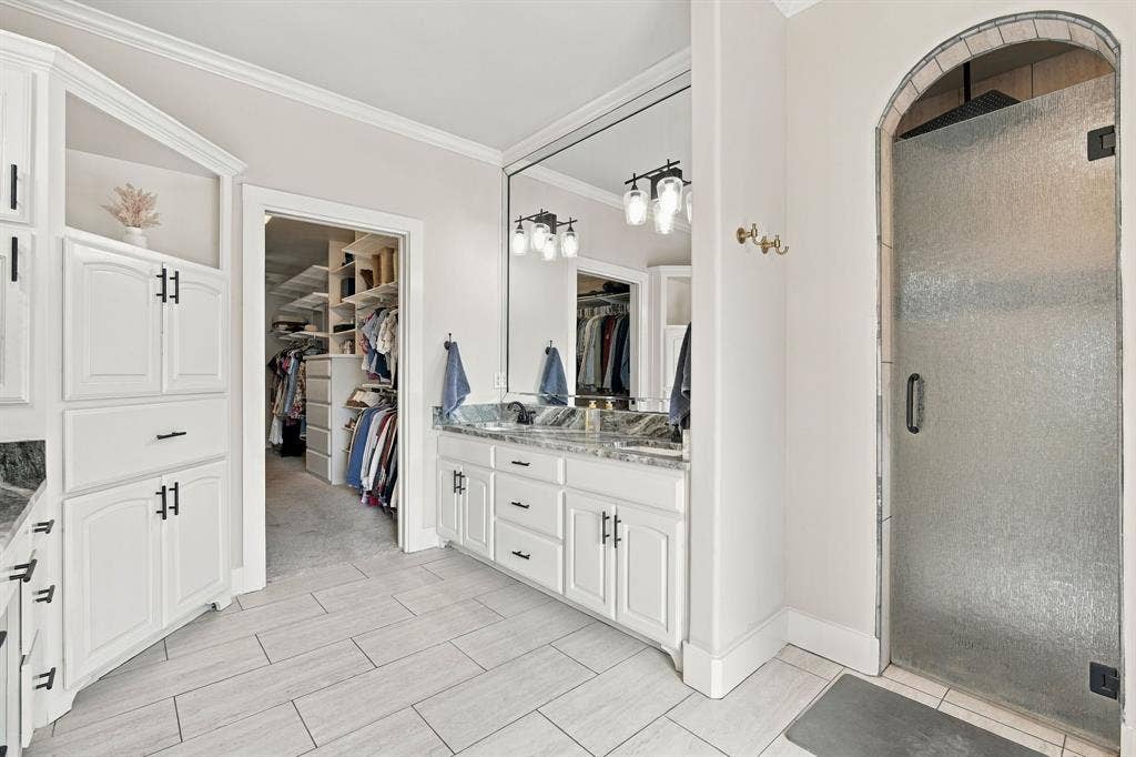 4050 Wisteria Trail, Midlothian, TX 76065 4050 Wisteria Trail, Midlothian, TX 76065