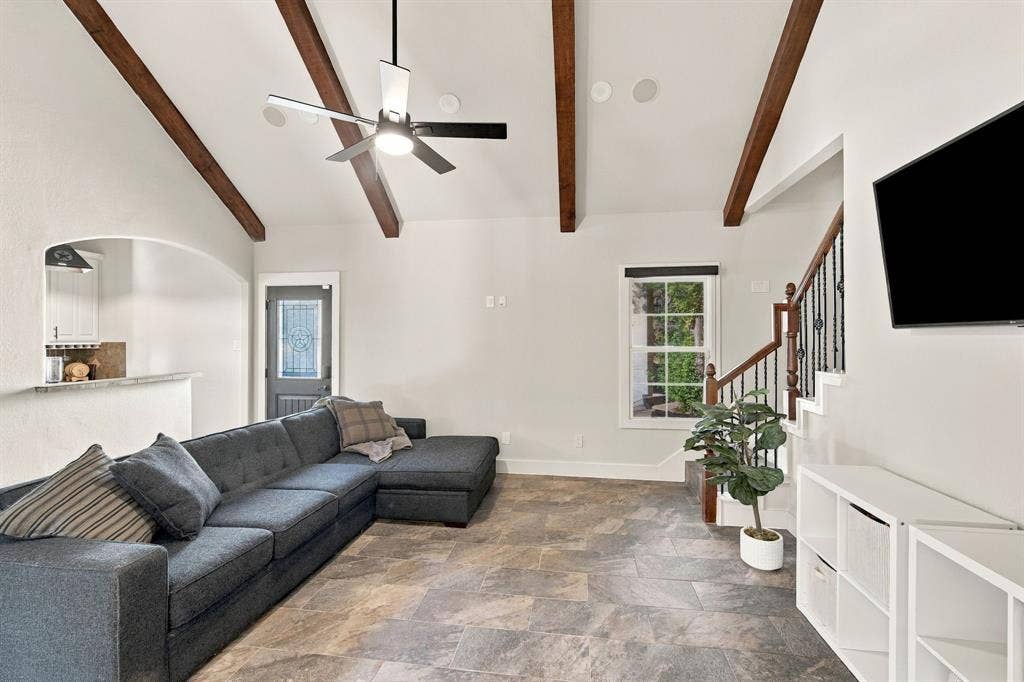 4050 Wisteria Trail, Midlothian, TX 76065 4050 Wisteria Trail, Midlothian, TX 76065