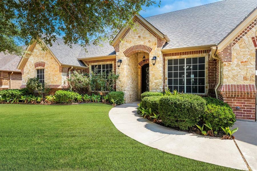 Property photo for 3224 Ferry Boat Lane, Granbury, TX