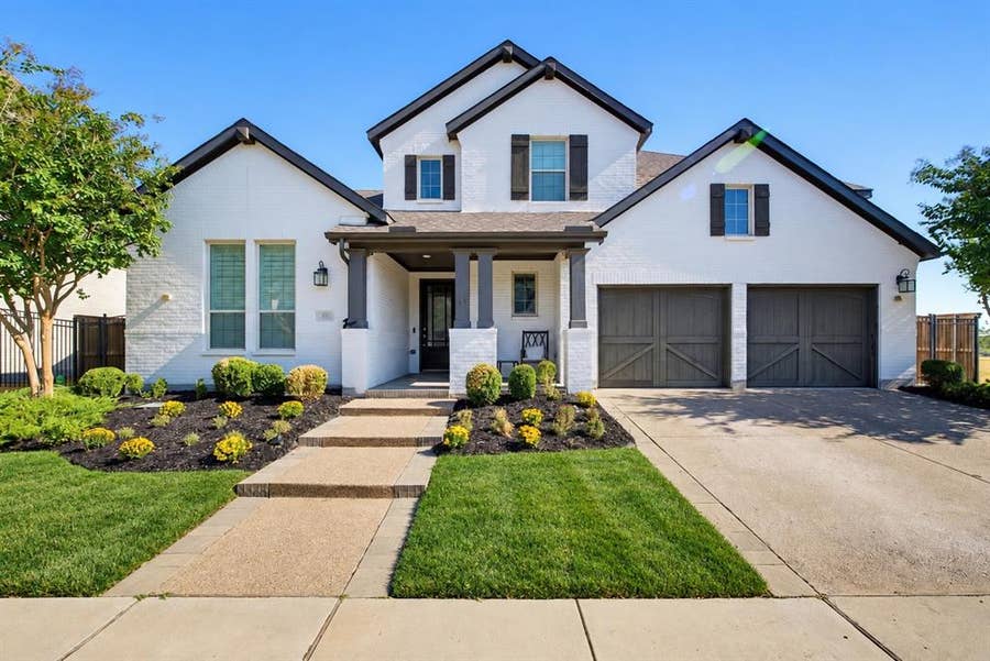 Property photo for 1811 Sable Bay Lane, Arlington, TX