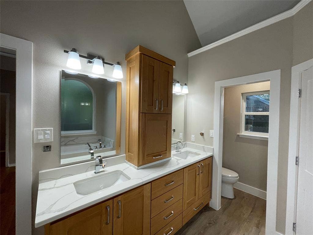 1818 Haydenbend Circle, Grapevine, TX 76051 1818 Haydenbend Circle, Grapevine, TX 76051