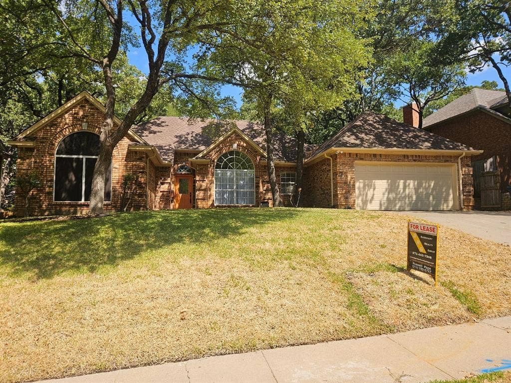 1818 Haydenbend Circle, Grapevine, TX 76051 1818 Haydenbend Circle, Grapevine, TX 76051