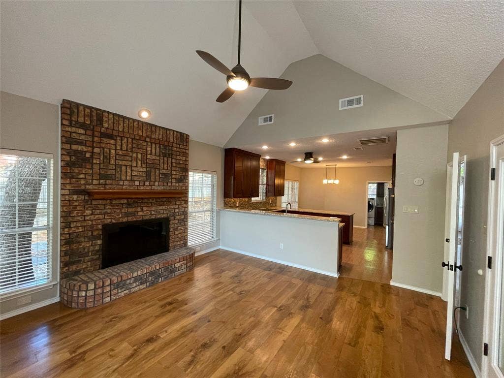 1818 Haydenbend Circle, Grapevine, TX 76051 1818 Haydenbend Circle, Grapevine, TX 76051