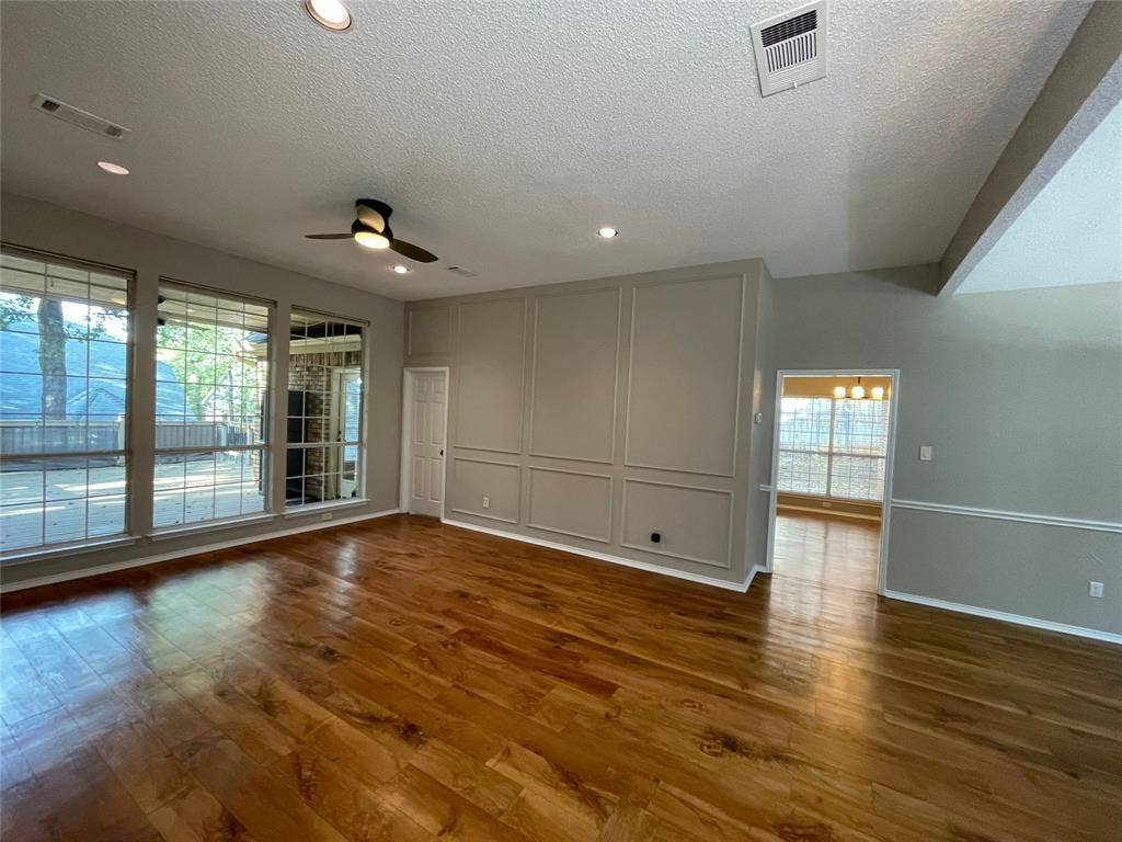 1818 Haydenbend Circle, Grapevine, TX 76051 1818 Haydenbend Circle, Grapevine, TX 76051
