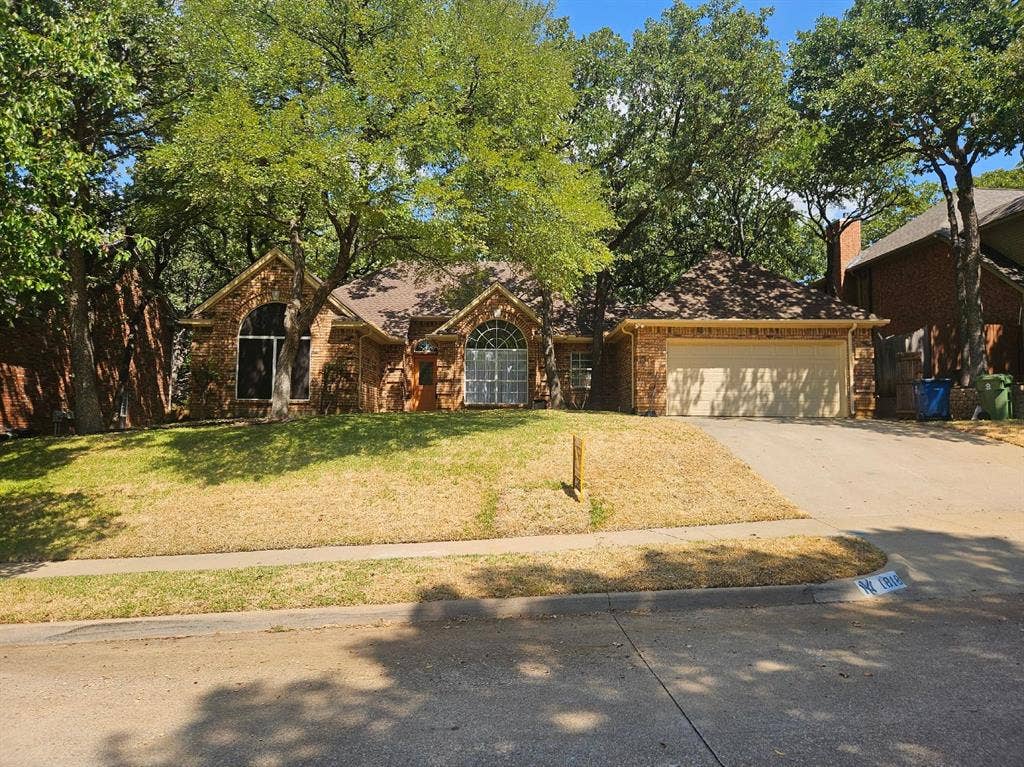 1818 Haydenbend Circle, Grapevine, TX 76051 1818 Haydenbend Circle, Grapevine, TX 76051