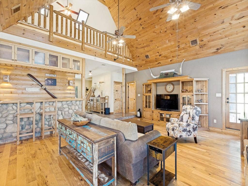 1240 Union Hill Road, Ennis, TX 75119 1240 Union Hill Road, Ennis, TX 75119