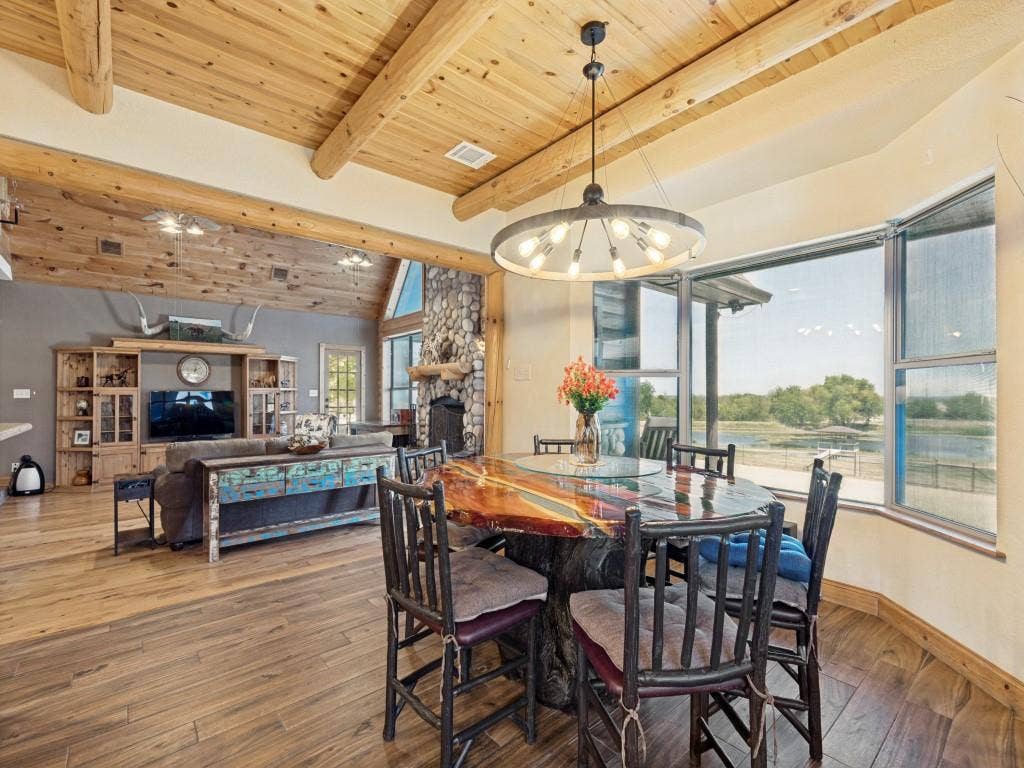1240 Union Hill Road, Ennis, TX 75119 1240 Union Hill Road, Ennis, TX 75119