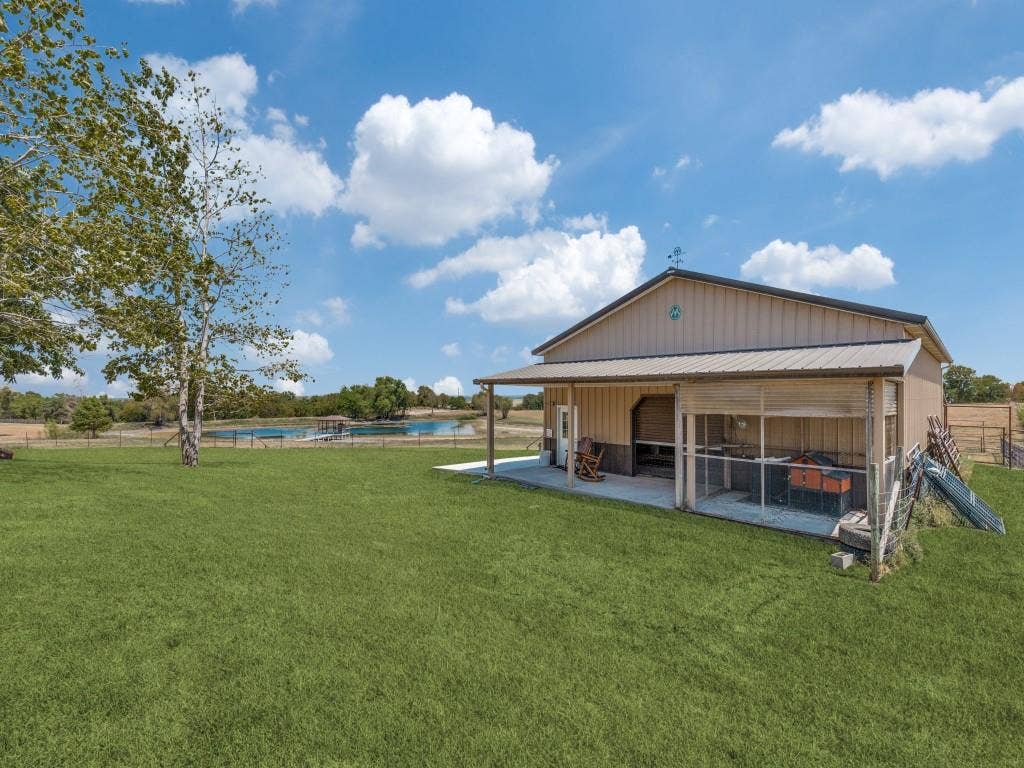 1240 Union Hill Road, Ennis, TX 75119 1240 Union Hill Road, Ennis, TX 75119