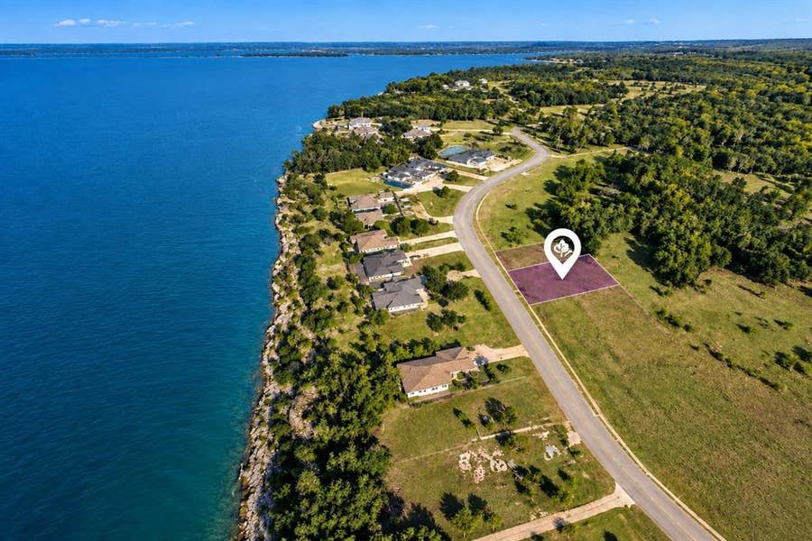 Property photo for 46003 White Bluff Drive, Whitney, TX