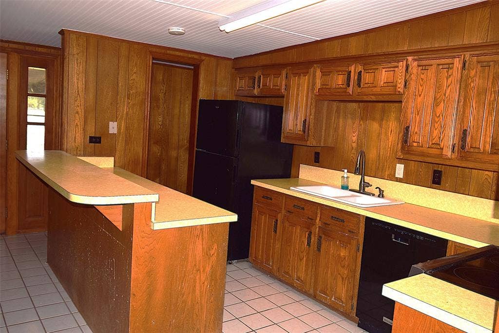 2222 CR-134, Kaufman, TX 75142 2222 CR-134, Kaufman, TX 75142