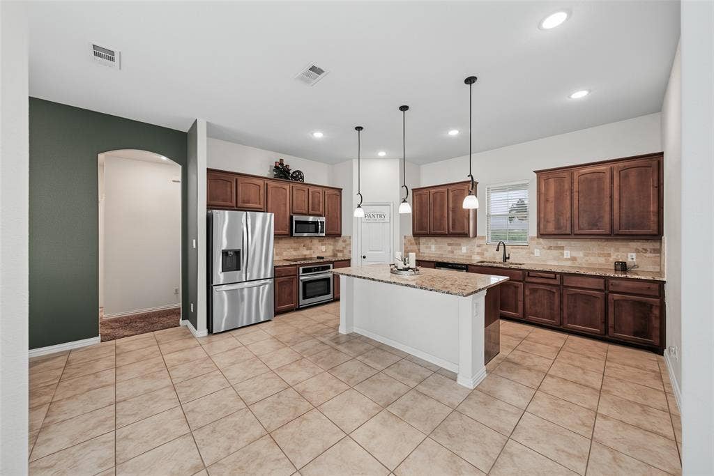 1268 County Road 4797, Springtown, TX 76082 1268 County Road 4797, Springtown, TX 76082