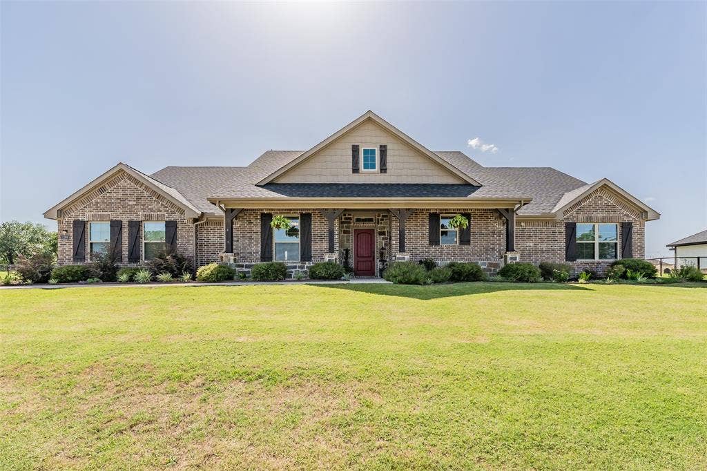 1268 County Road 4797, Springtown, TX 76082 1268 County Road 4797, Springtown, TX 76082