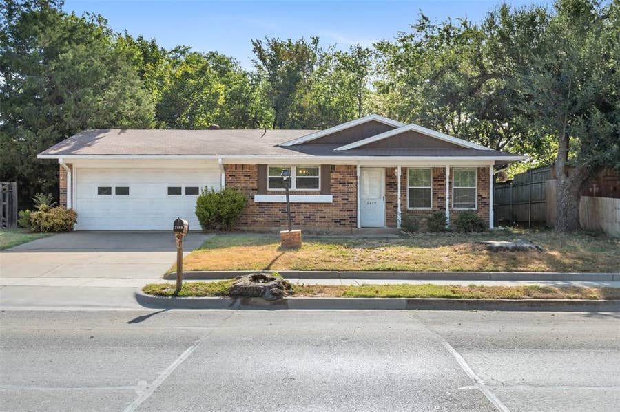 Property photo for 2409 Mccormick Street, Denton, TX