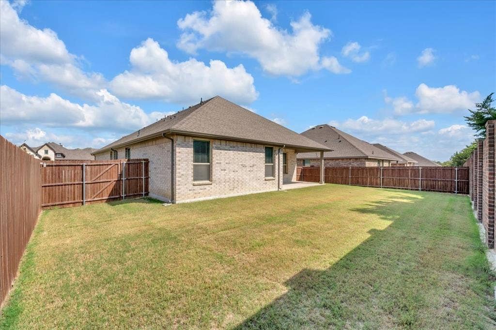1017 Fairhaven Drive, Midlothian, TX 76065 1017 Fairhaven Drive, Midlothian, TX 76065