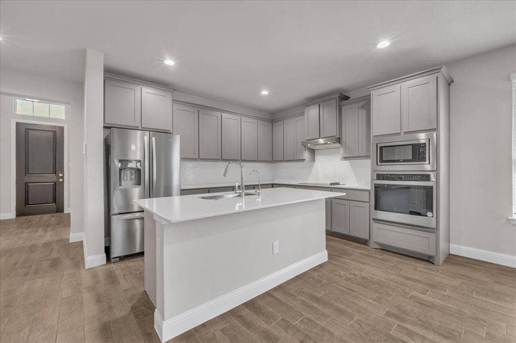 1017 Fairhaven Drive, Midlothian, TX 76065 1017 Fairhaven Drive, Midlothian, TX 76065