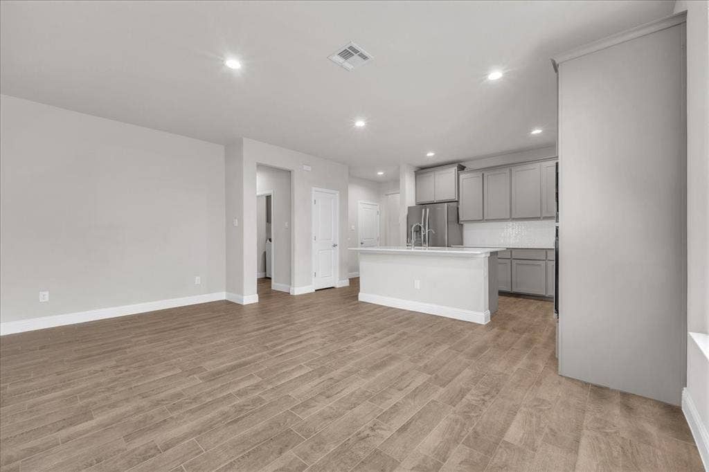 1017 Fairhaven Drive, Midlothian, TX 76065 1017 Fairhaven Drive, Midlothian, TX 76065