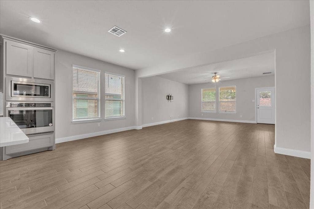 1017 Fairhaven Drive, Midlothian, TX 76065 1017 Fairhaven Drive, Midlothian, TX 76065