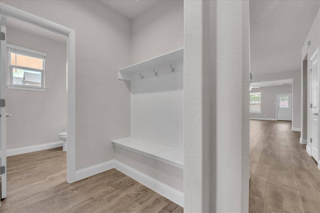 1017 Fairhaven Drive, Midlothian, TX 76065 1017 Fairhaven Drive, Midlothian, TX 76065