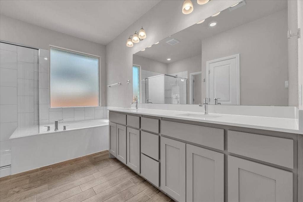 1017 Fairhaven Drive, Midlothian, TX 76065 1017 Fairhaven Drive, Midlothian, TX 76065