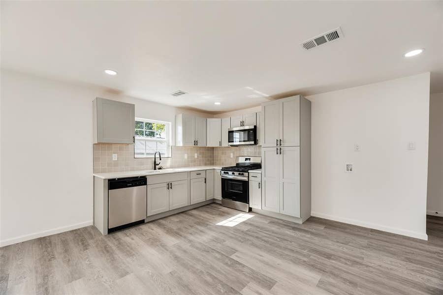 Property photo for 2820 Vinnie Street, Greenville, TX