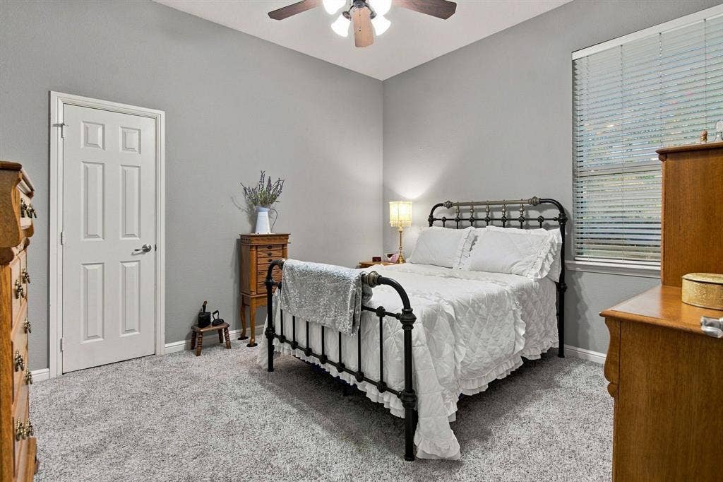 1836 Willow Springs Court, Haslet, TX 76052