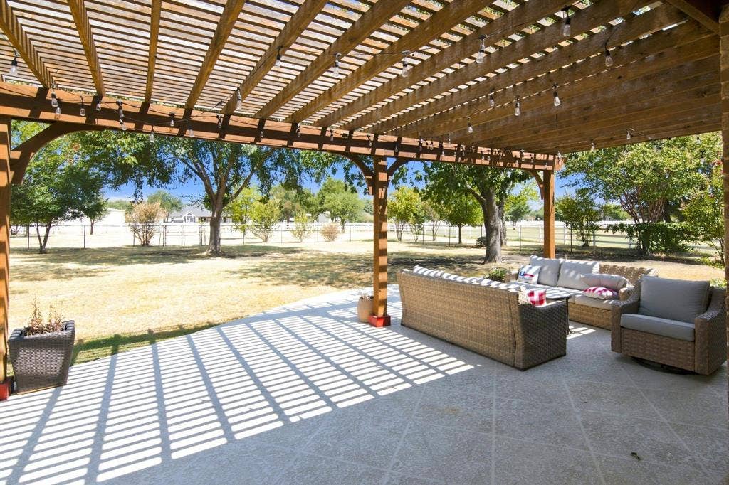 1836 Willow Springs Court, Haslet, TX 76052