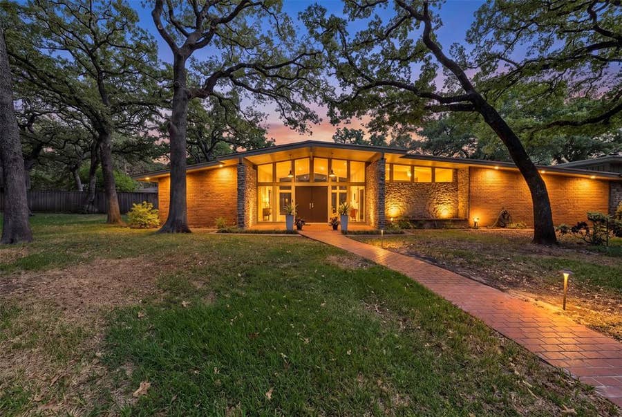 Property photo for 4900 Wondol Court, North Richland Hills, TX