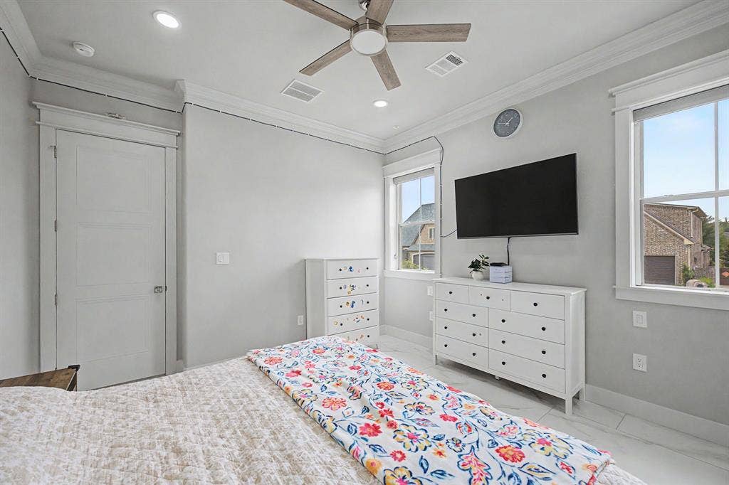 7317 Lake Pointe Cove, Tyler, TX 75703 7317 Lake Pointe Cove, Tyler, TX 75703
