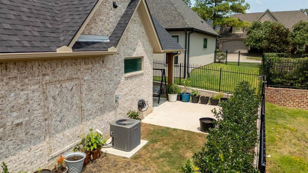 7317 Lake Pointe Cove, Tyler, TX 75703 7317 Lake Pointe Cove, Tyler, TX 75703